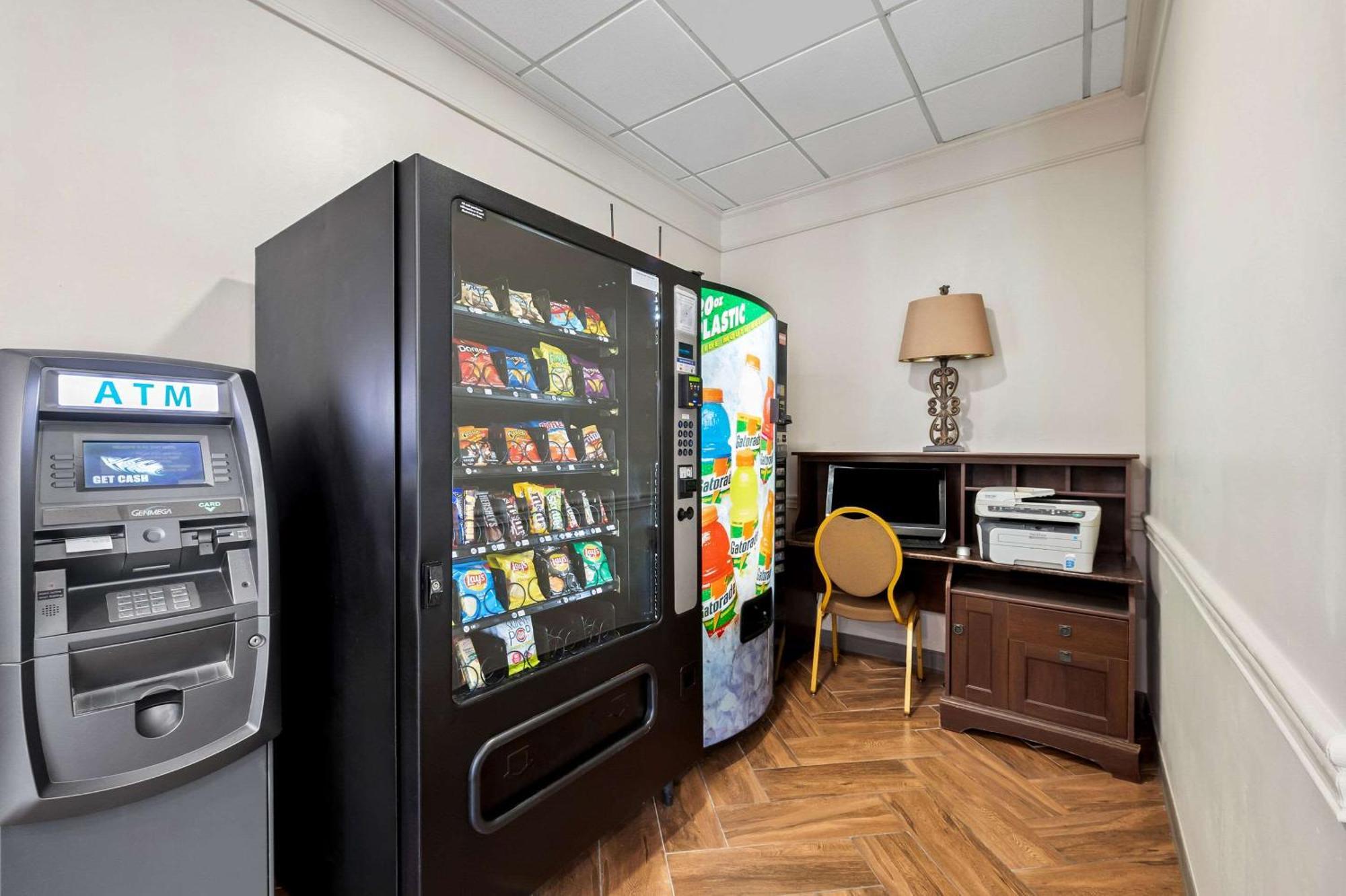 Quality & I-95 Hotel Fayetteville