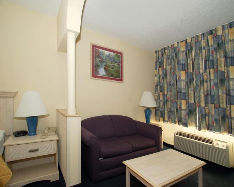 Quality & I-95 Hotel Fayetteville